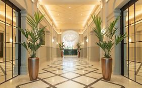 Est Hotel Palais Chotek New Opening